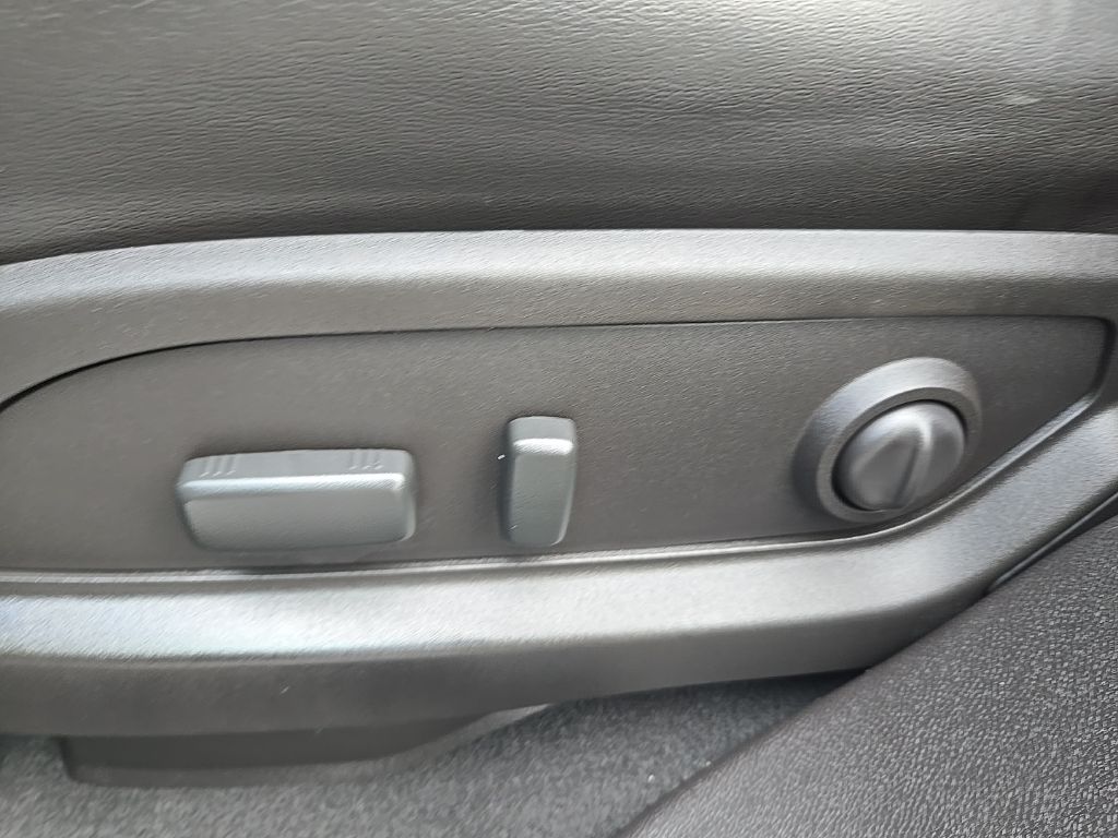 2017 Buick Enclave Premium 21