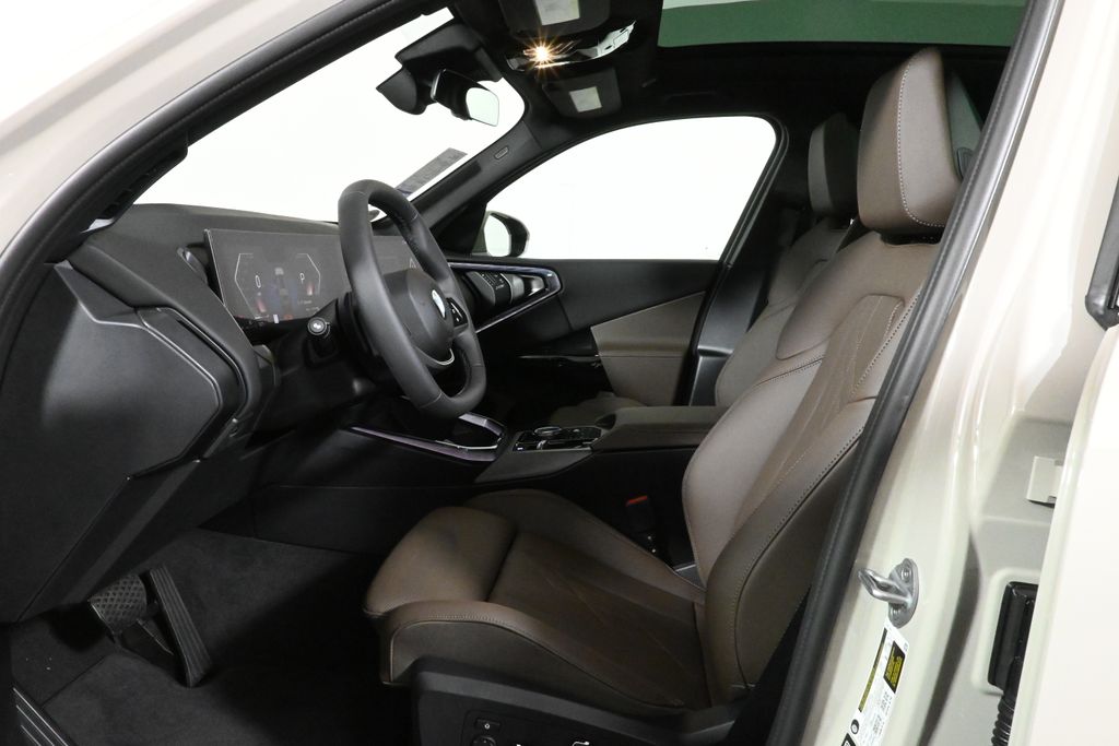 Thumbnail: 2026 BMW X3 - 3