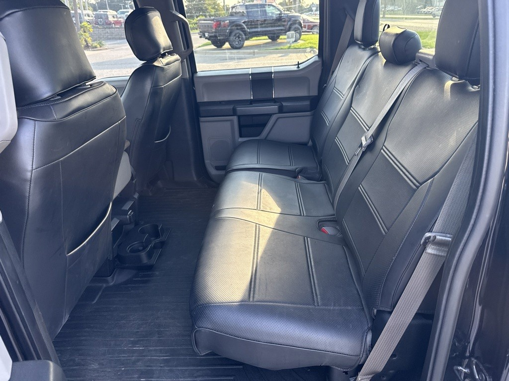 Used 2017 Black Ford XLT image 7