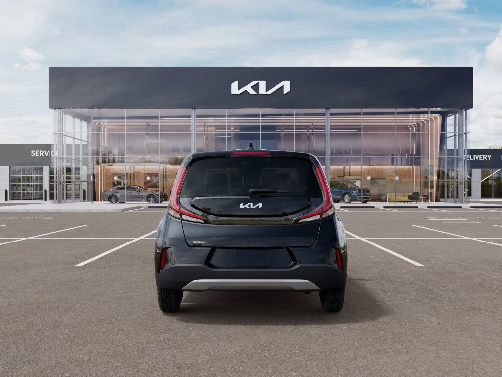 2024 Kia Soul LX 5