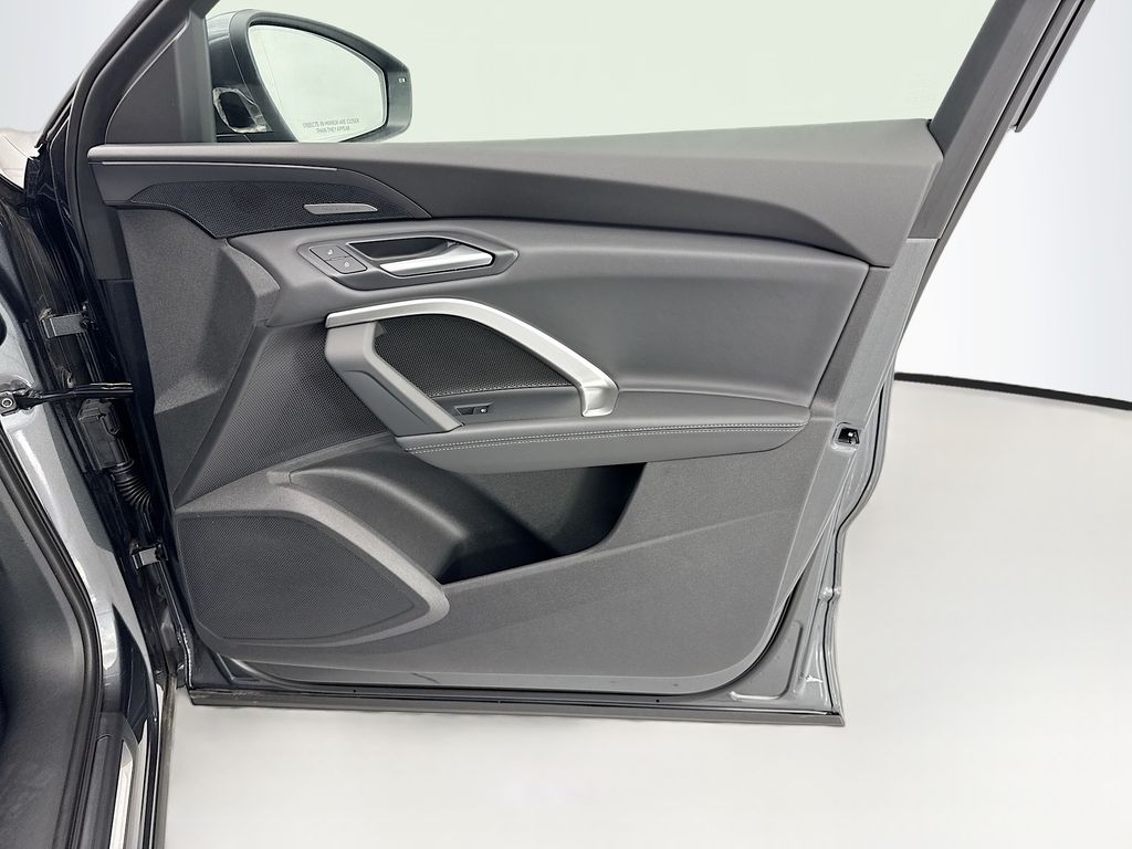 Thumbnail: 2026 Audi Q5 - 24