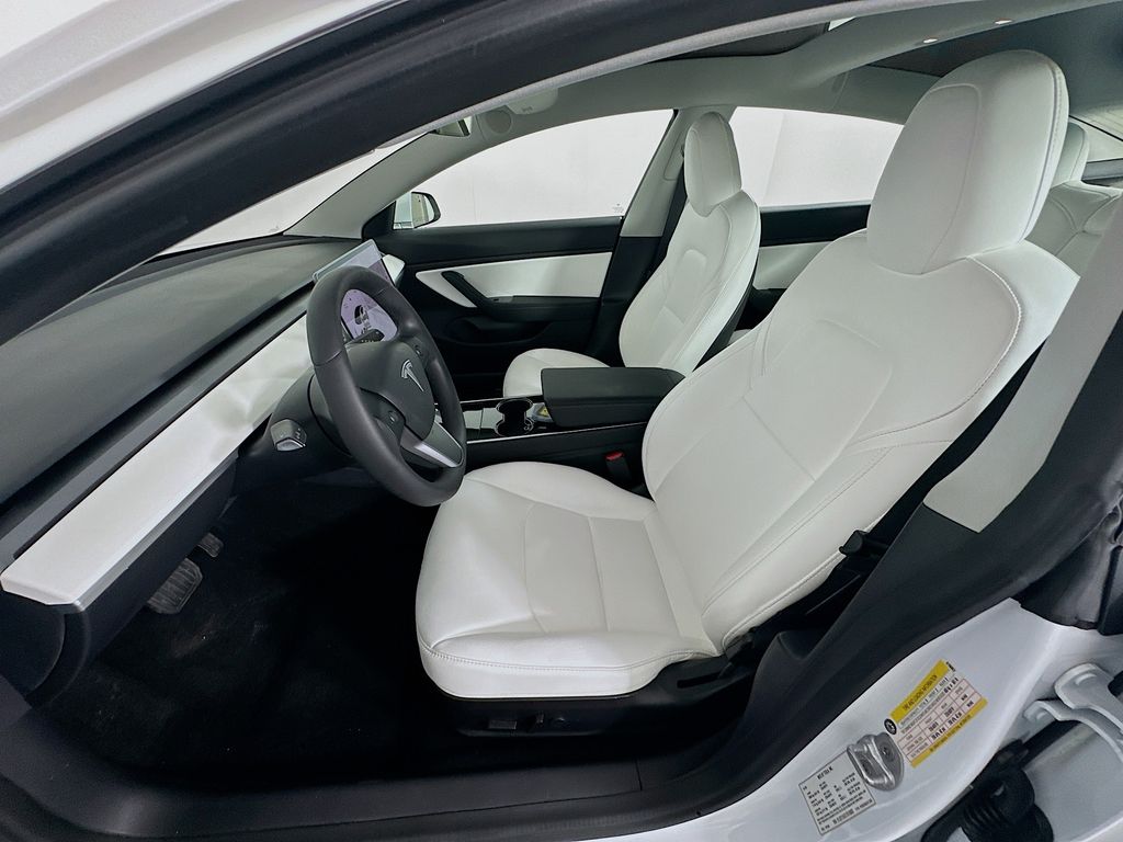 2020 Tesla Model 3 Standard Range 19