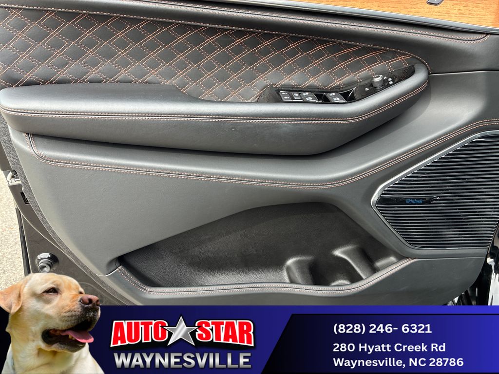 2022 Jeep Grand Cherokee L Summit Reserve - Photo 11