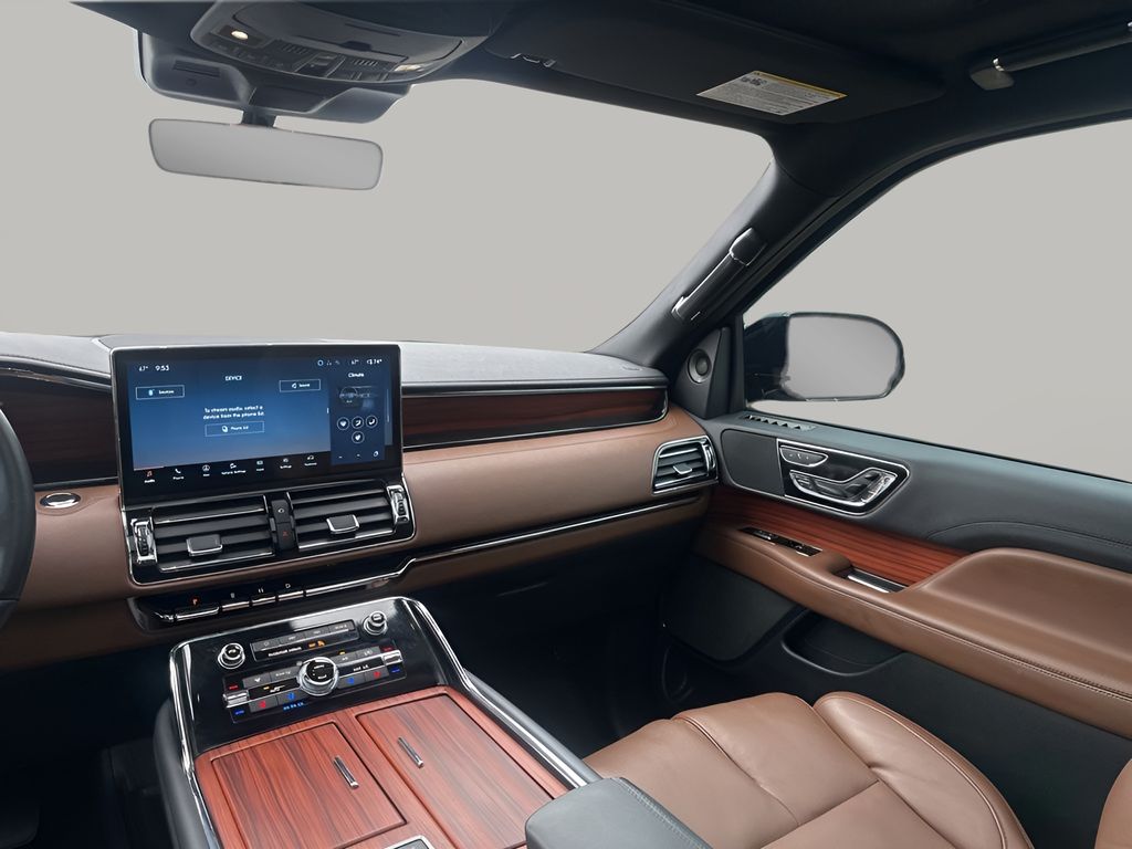 Used Car 2024 Lincoln Navigator  Utility L Reserve Four Wheel Drive For Sale Under $80,000 In Austin, Texas