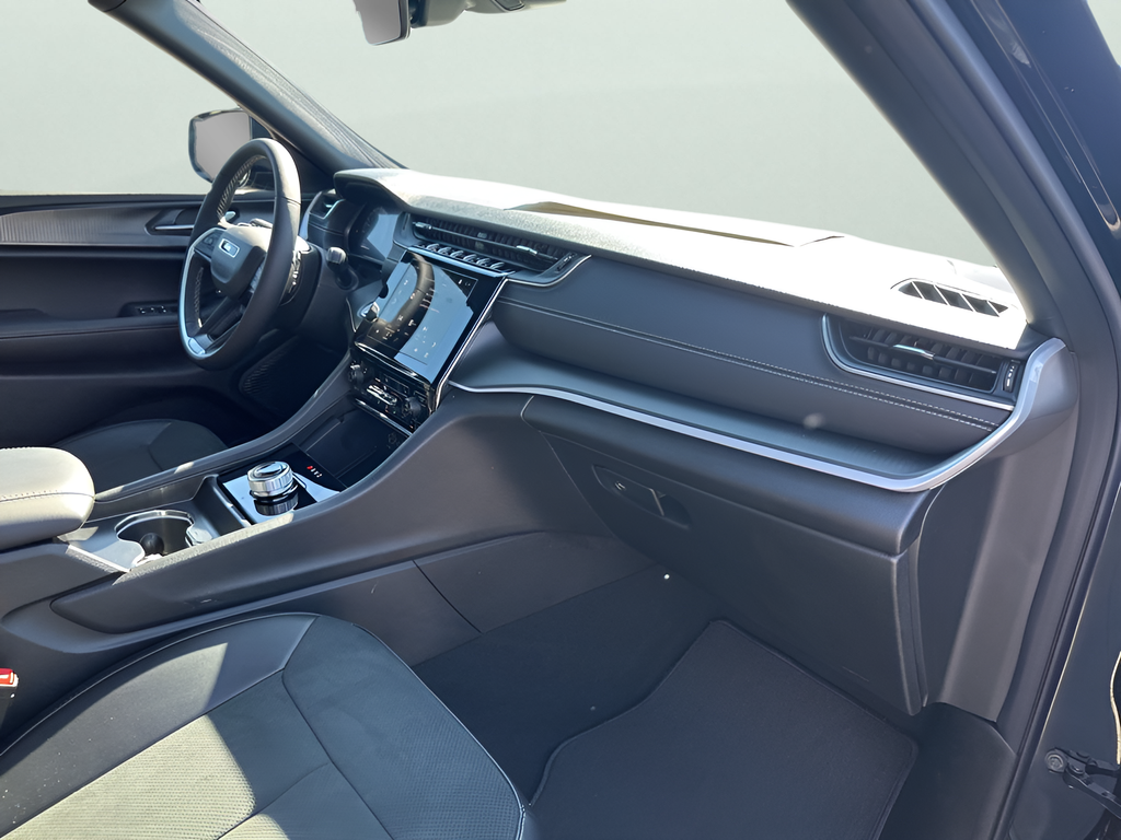 New Car 2025 Jeep Grand Cherokee L  For Sale Under $50,000 In Austin, Texas