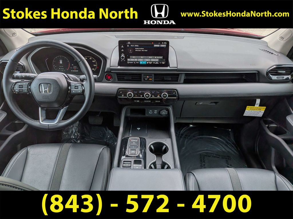 Used 2025 Honda Pilot SUV