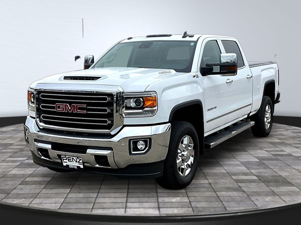 Summit White 2018 GMC Sierra 3500HD Pickup Truck Four-Wheel Drive 6-Speed Automatic
