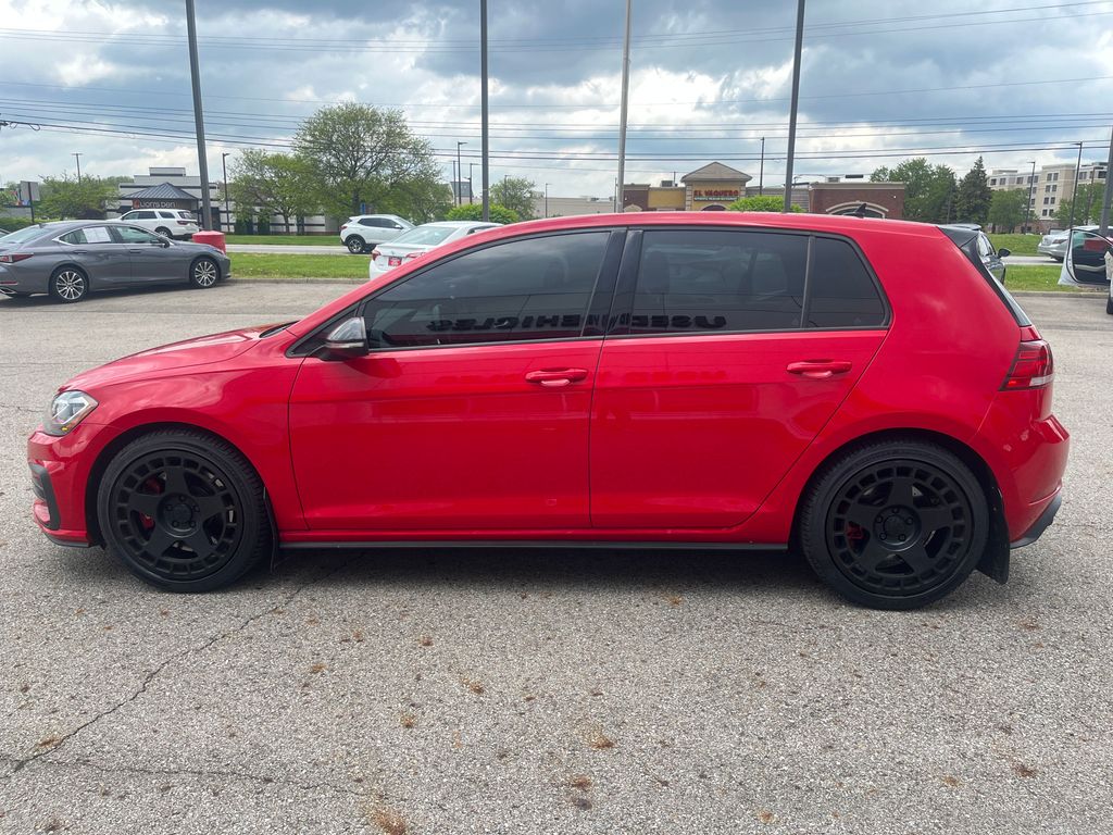 2021 Volkswagen Golf Gti 2.0T SE photo