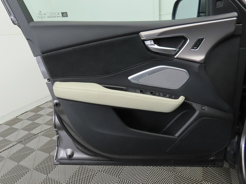 Thumbnail: 2026 Acura RDX - 24