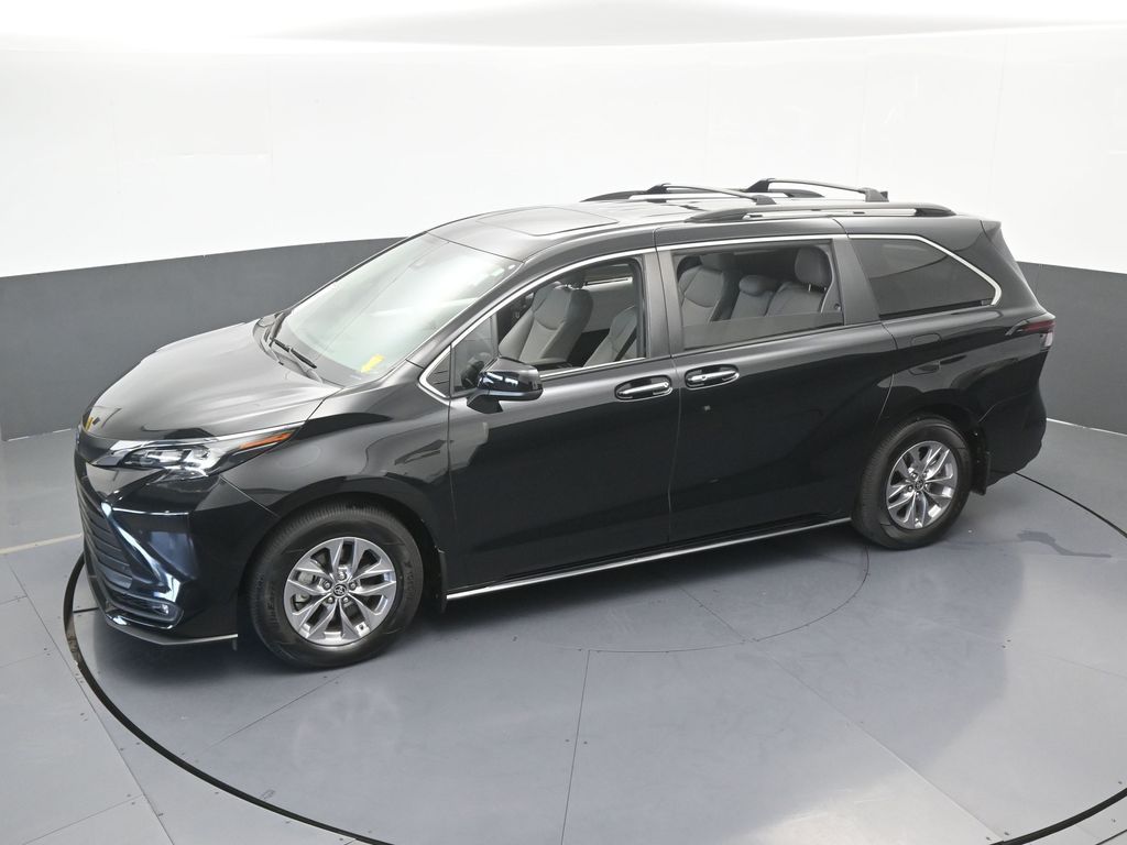 Used 2025 Midnight Black Metallic Toyota XLE image 51