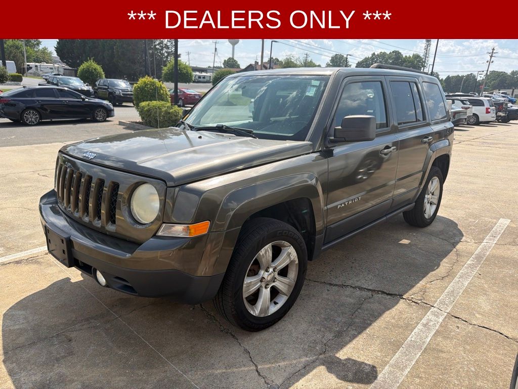 Eco Green Pearlcoat 2015 Jeep Patriot SUV / Crossover Four-Wheel Drive 6-Speed Automatic