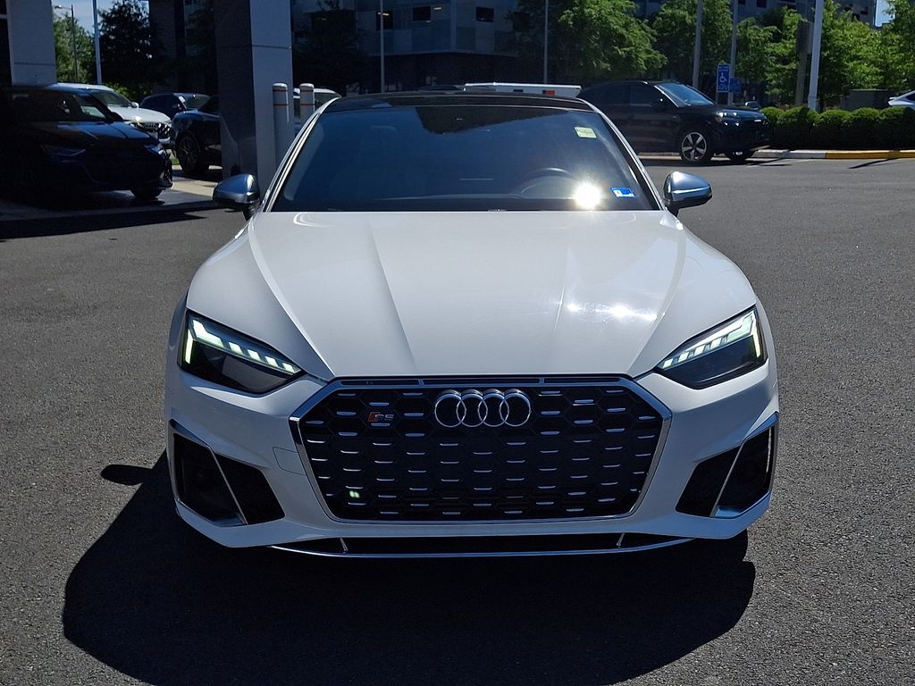 Thumbnail: 2022 Audi S5 - 2