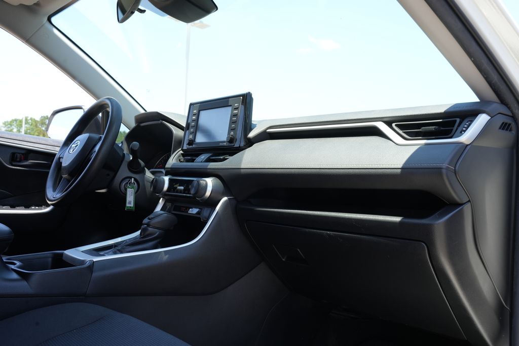 2021 Toyota RAV4 LE White at Baytown Hyundai