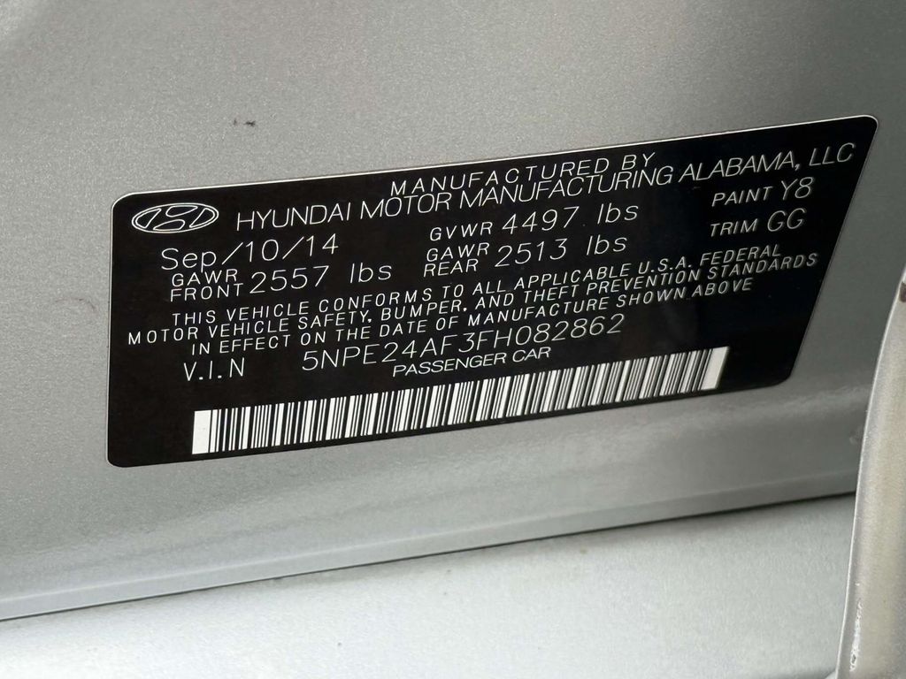 Used 2015 Silver Hyundai SE image 31
