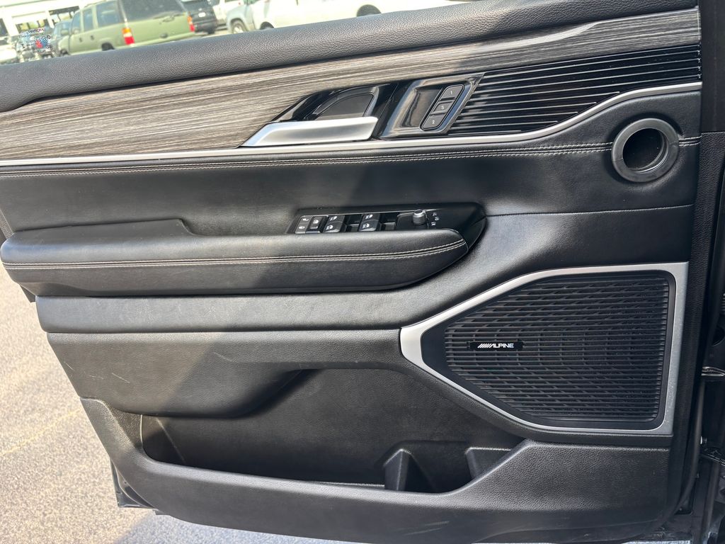 Used Car 2024 Jeep Wagoneer  Series Ii For Sale Under $60,000 In Austin, Texas