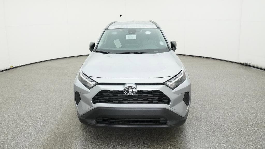 2025 Toyota RAV4 LE 17