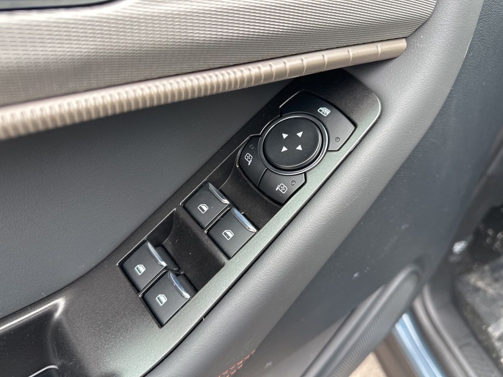 2026 Ford Explorer Active - 10