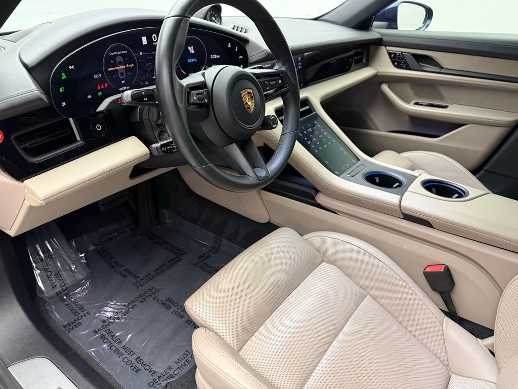 Thumbnail: 2021 Porsche Taycan - 4