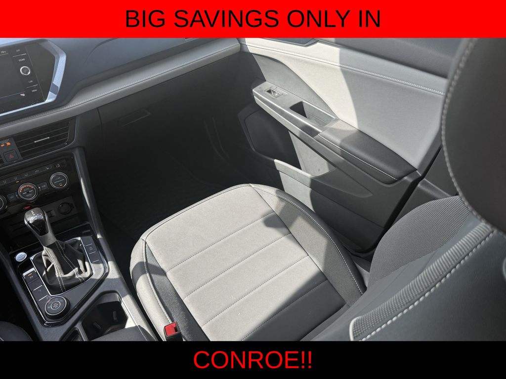 2024 Volkswagen Taos 1.5T SE  at DeMontrond Auto Country