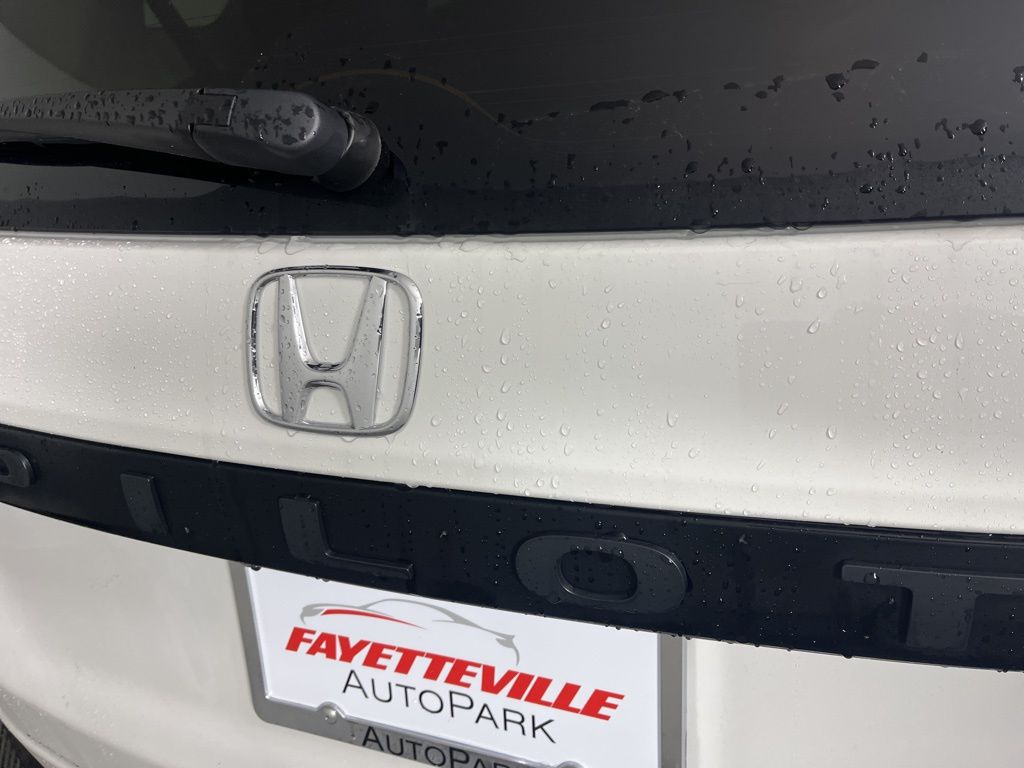 Thumbnail: 2025 Honda Pilot - 18