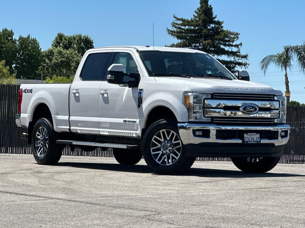 White Platinum Metallic Tri-Coat 2017 Ford F-350 Super Duty Pickup Truck Four-Wheel Drive 6-Speed Automatic
