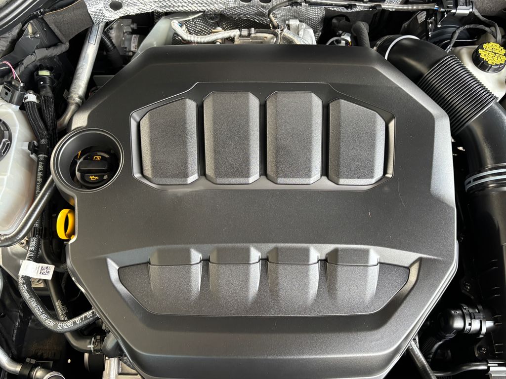 Thumbnail: 2022 Volkswagen Golf - 30