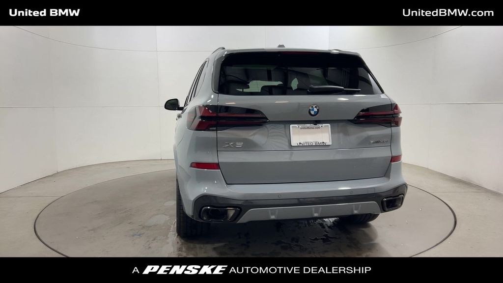 Thumbnail: 2026 BMW X5 - 7