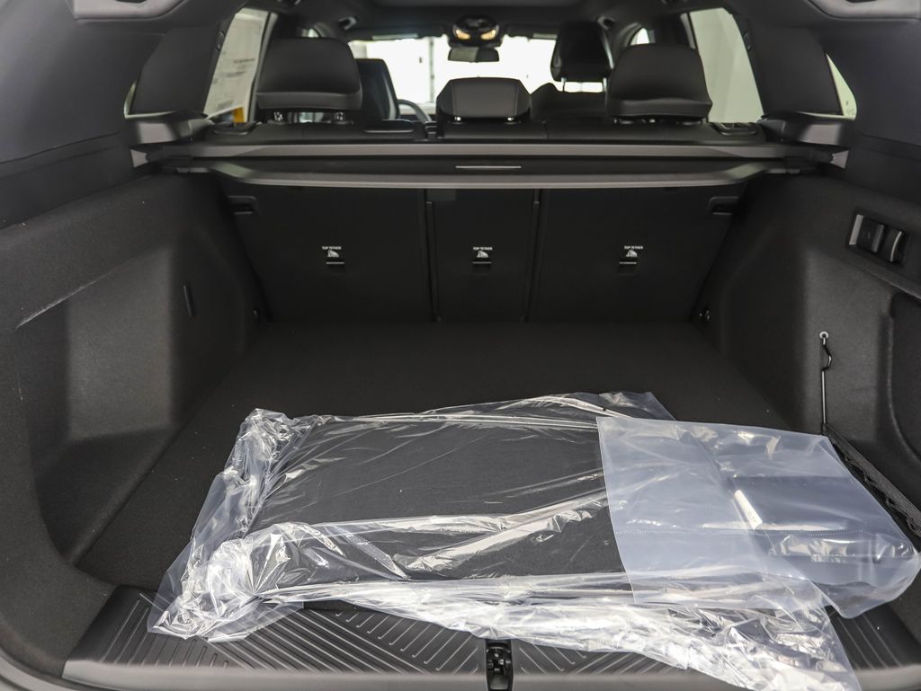 Thumbnail: 2025 BMW X3 - 24