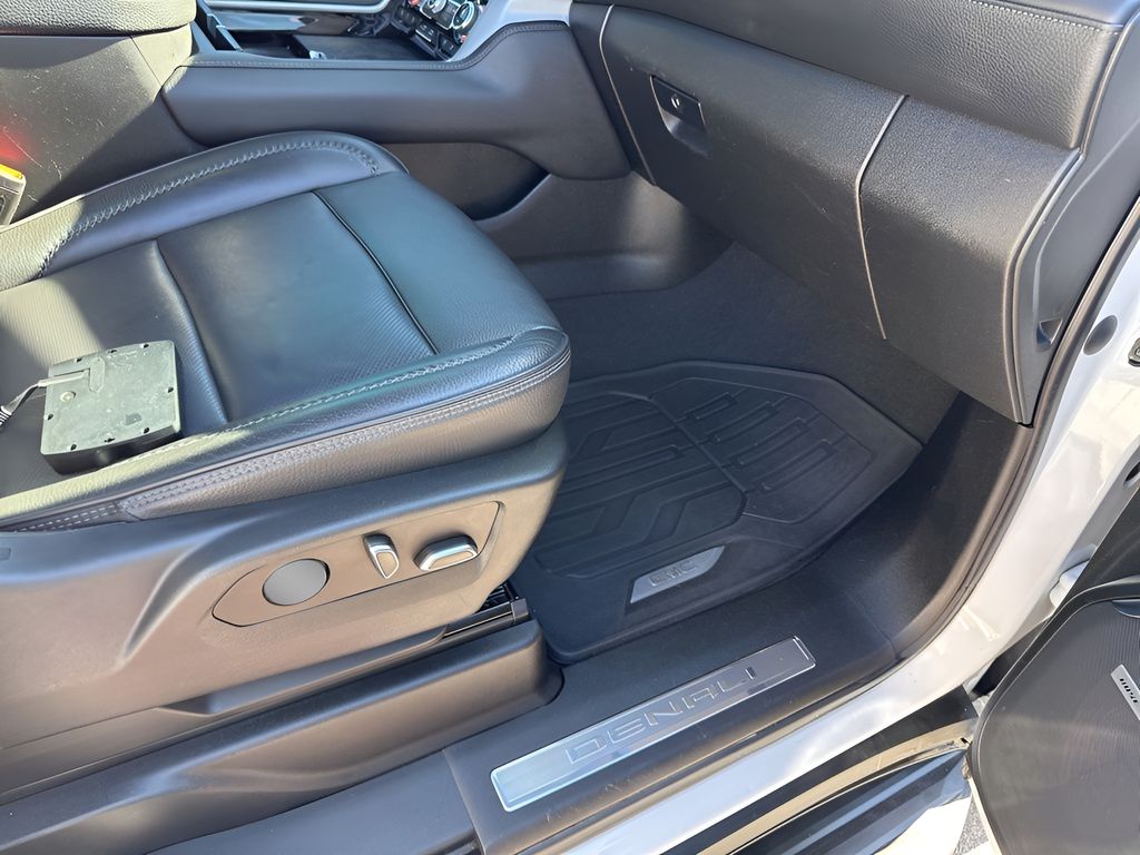 Used Car 2021 Gmc Yukon  Denali For Sale Under $50,000 In Austin, Texas