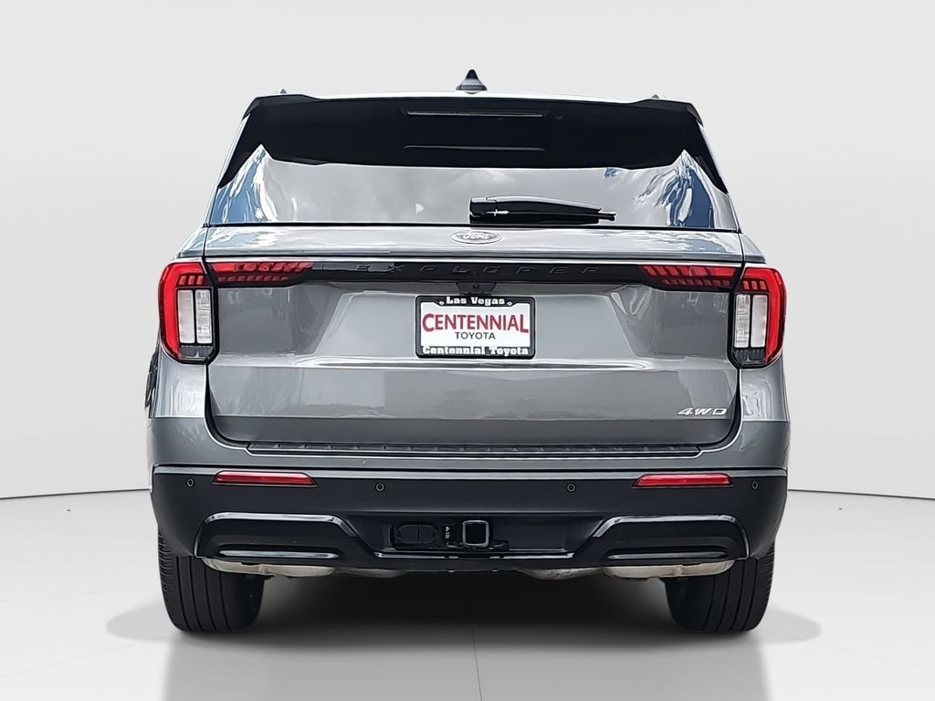 Used 2025 Ford Explorer SUV