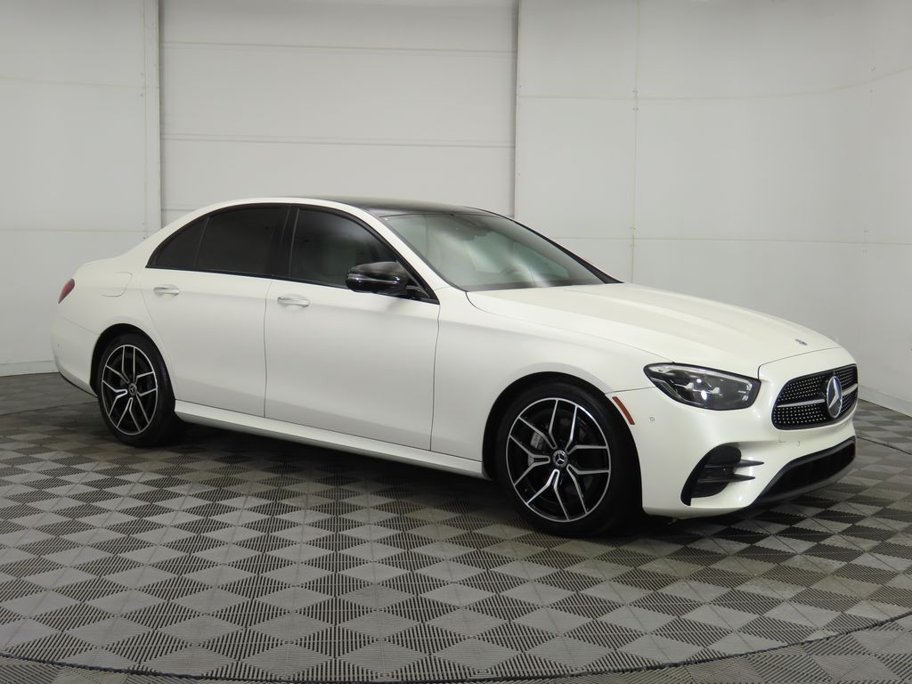 Thumbnail: 2023 Mercedes-Benz E-Class - 3