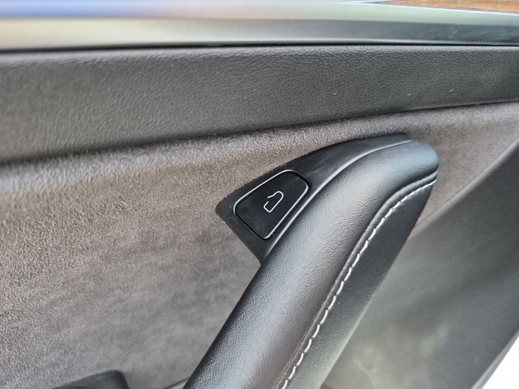 Used Car 2021 Tesla Model 3  Standard Range Plus For Sale Under $20,000 In Austin, Texas