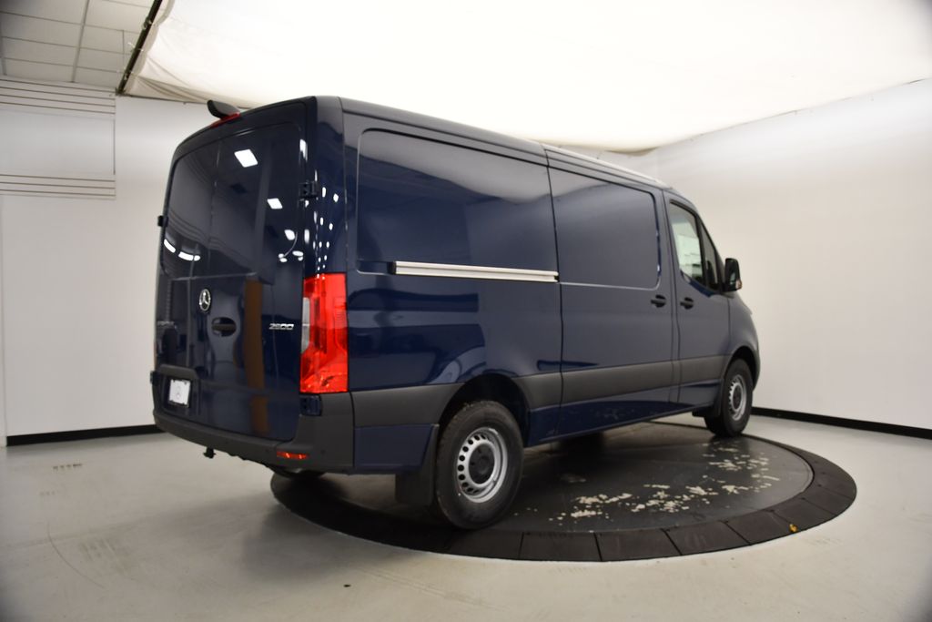 2025 Mercedes-Benz Sprinter 2500 6