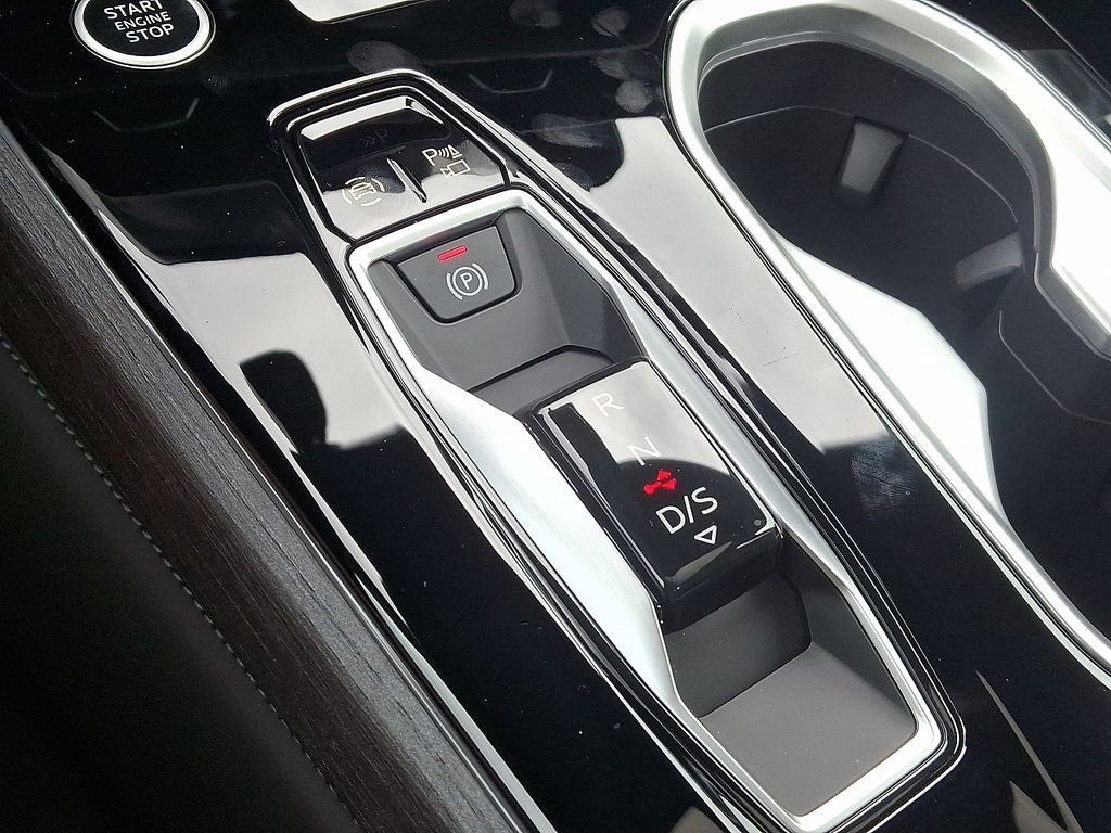 Thumbnail: 2026 Audi A6 - 7