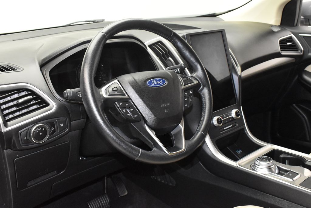 Thumbnail: 2023 Ford Edge - 15