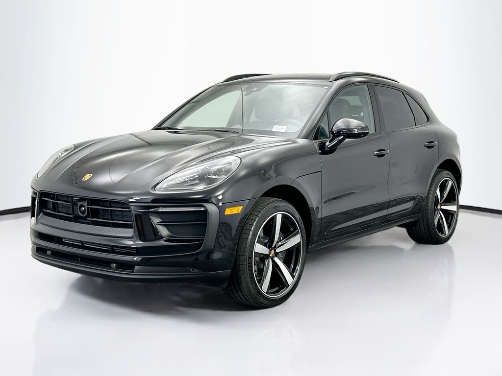 Thumbnail: 2026 Porsche Macan - 1