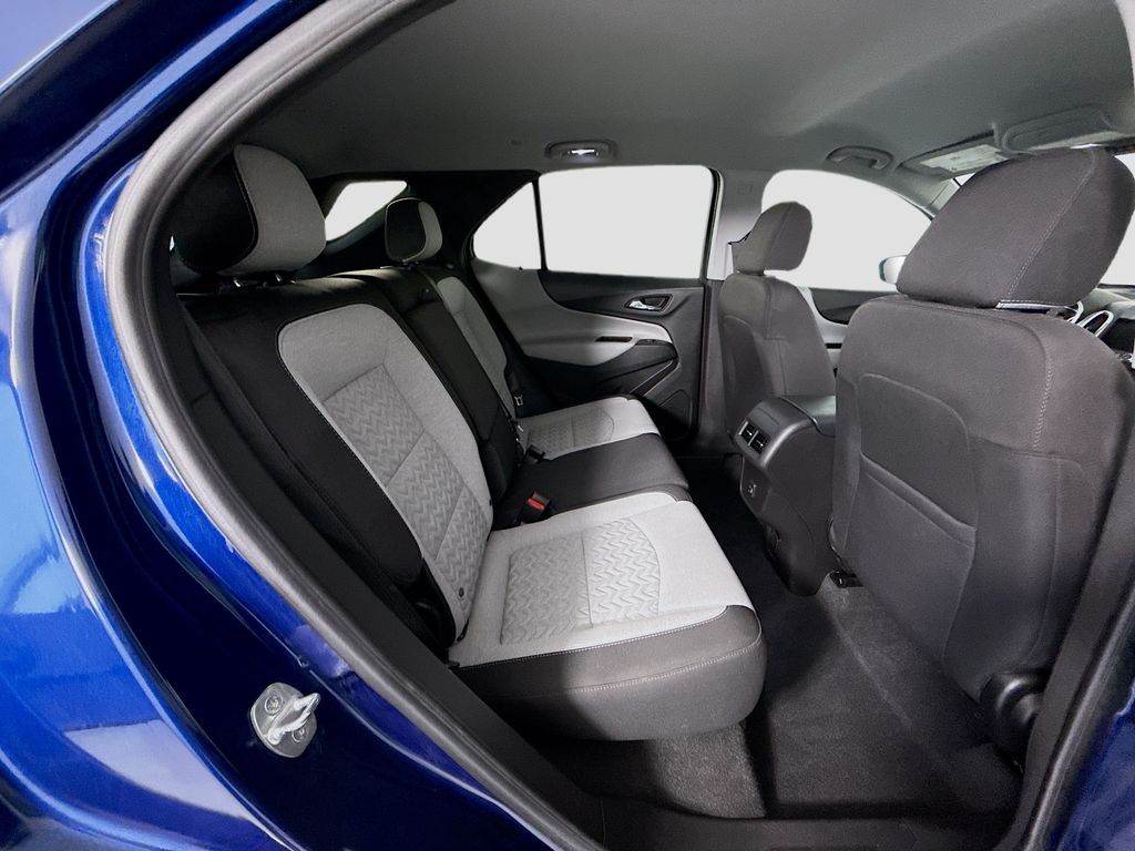 Thumbnail: 2022 Chevrolet Equinox - 22