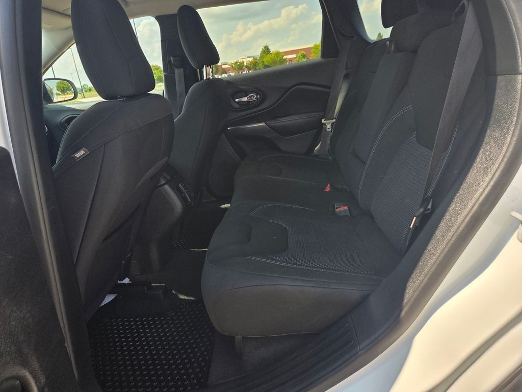 2020 Jeep Cherokee Latitude