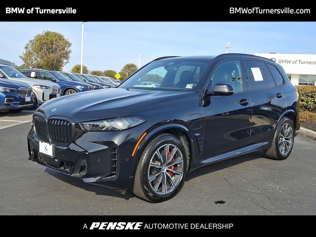 Thumbnail: 2026 BMW X5 - 1