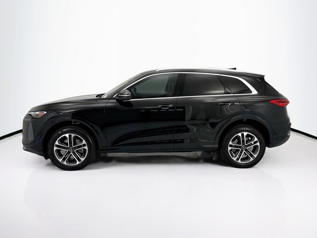 Used 2025 Black Audi  image 8
