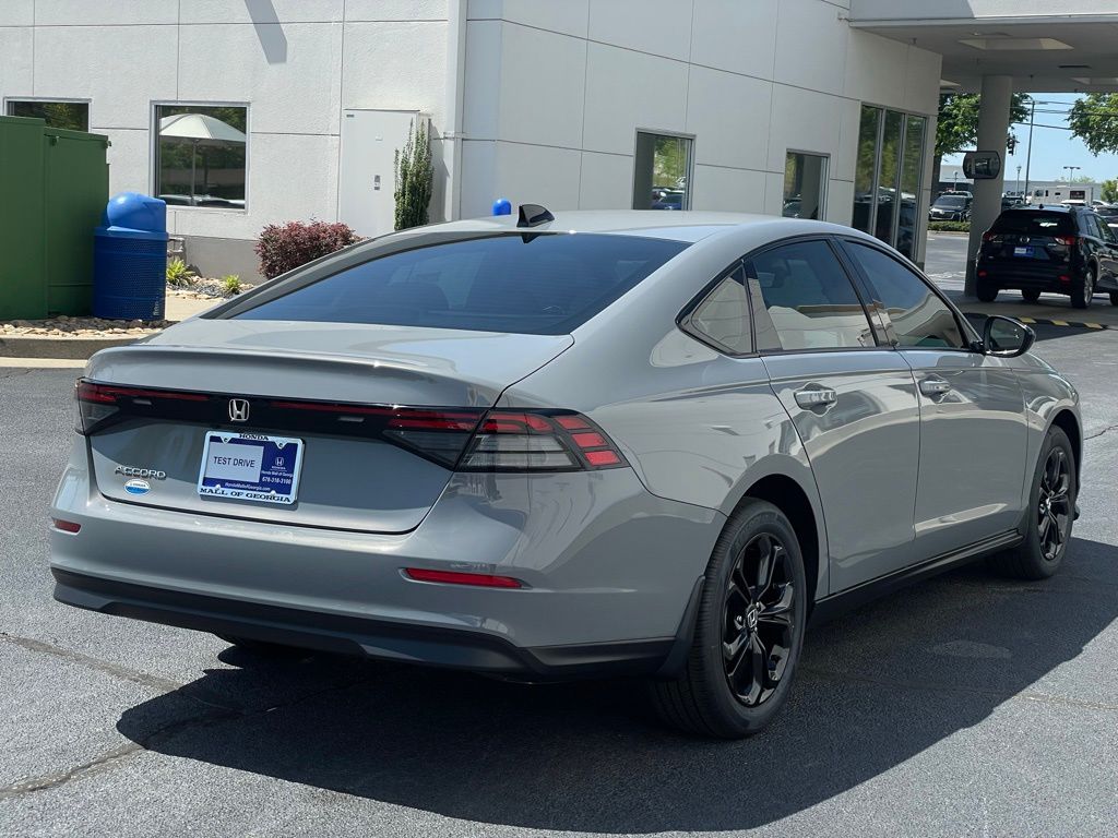 2025 Honda Accord SE 6
