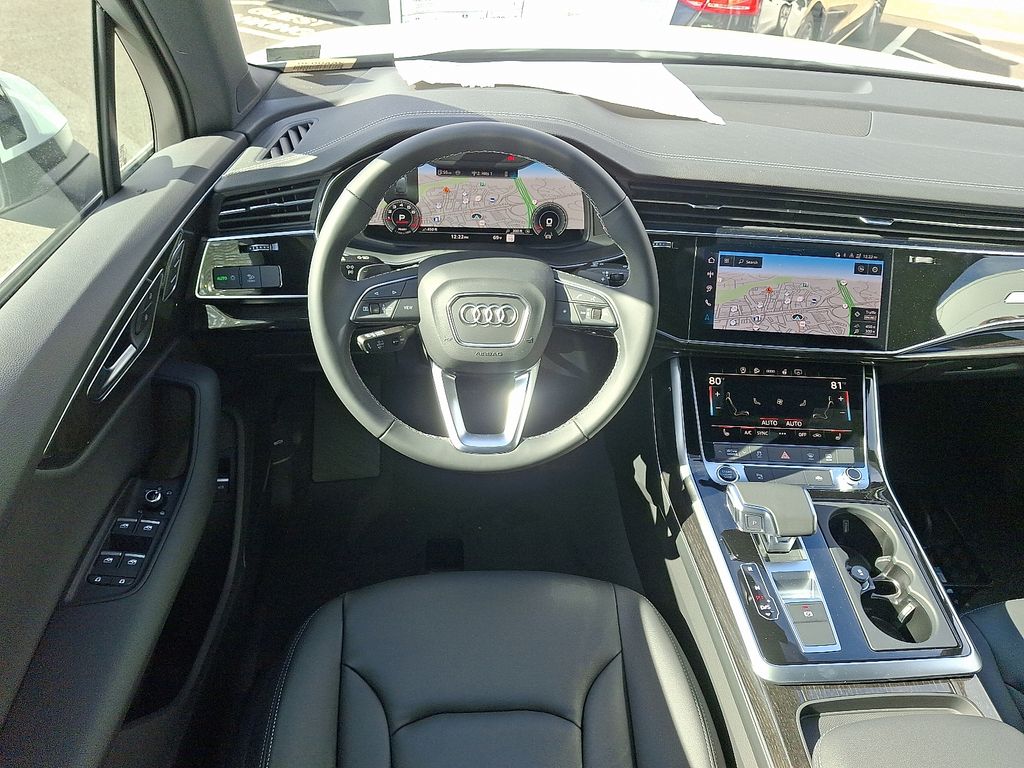 Thumbnail: 2026 Audi Q7 - 8