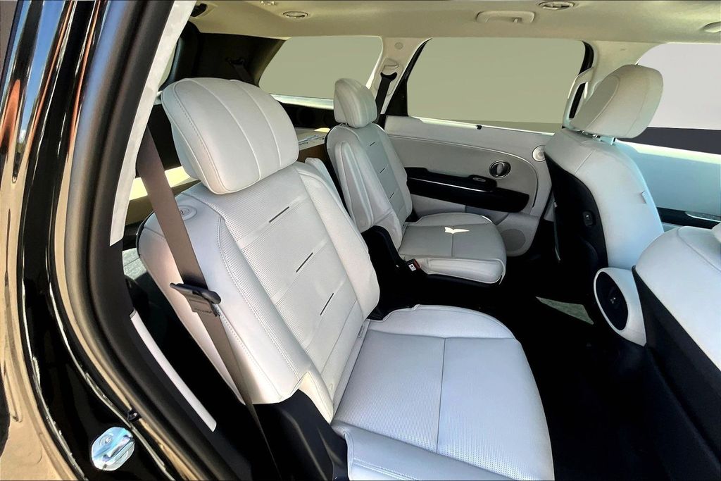 New 2026 Black Hyundai Calligraphy image 9