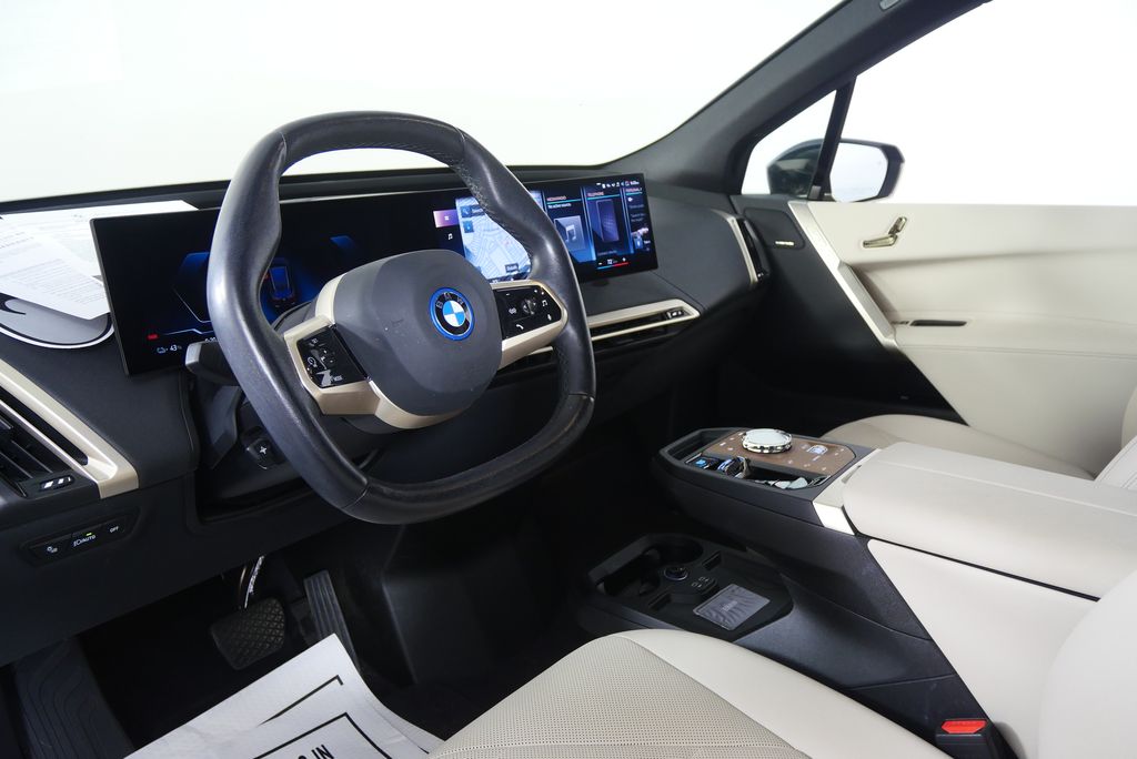 Thumbnail: 2023 BMW iX - 14
