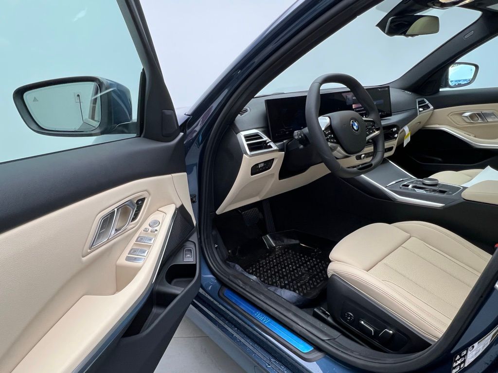 Thumbnail: 2026 BMW 3 Series - 22