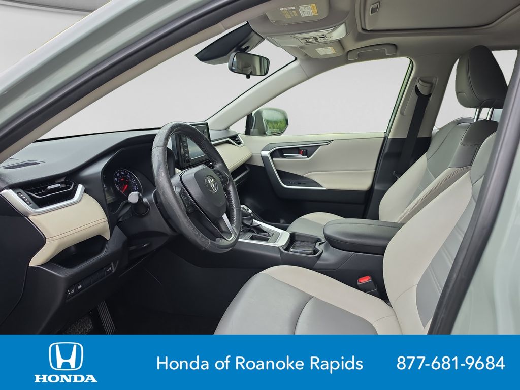 Used 2019 Toyota RAV4 SUV