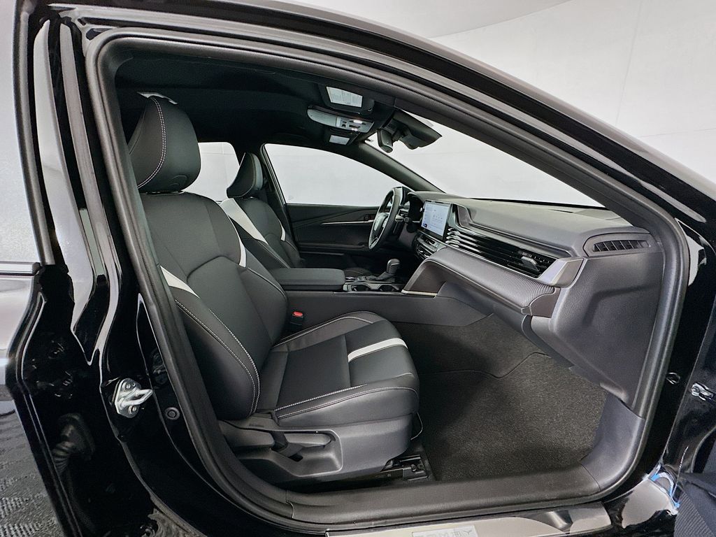 Thumbnail: 2025 Toyota Camry - 27