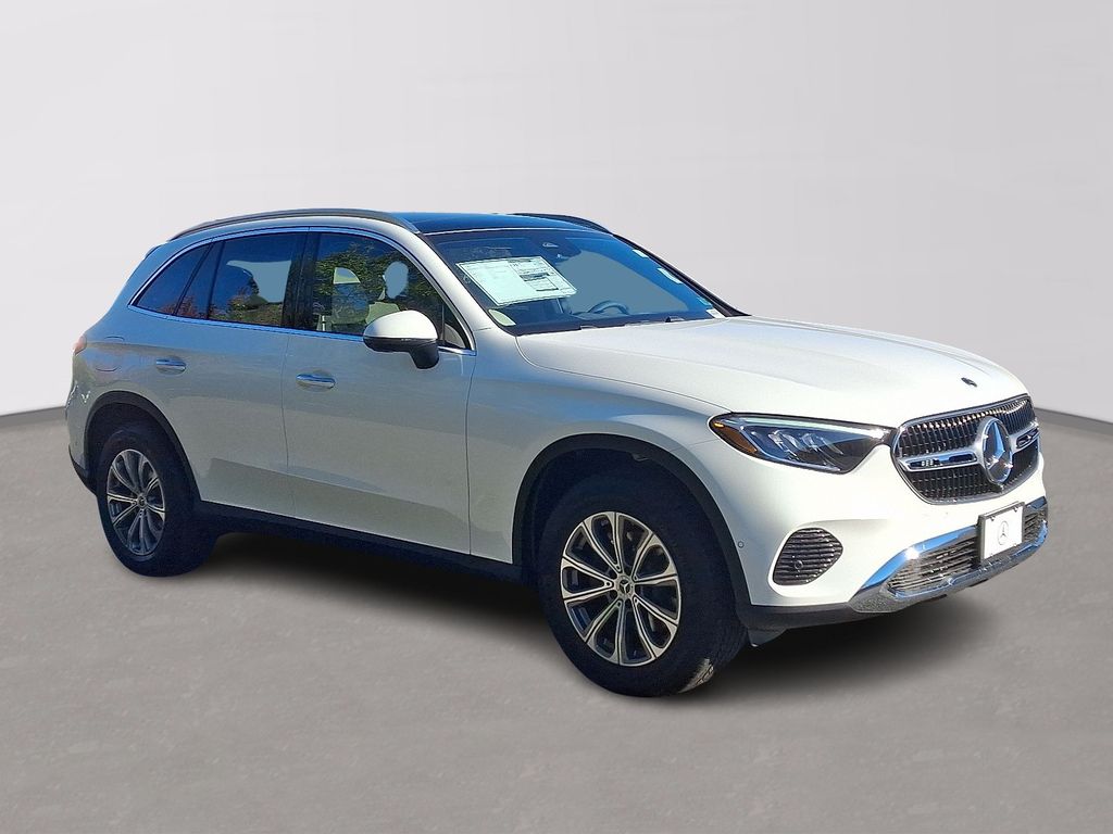 Thumbnail: 2026 Mercedes-Benz GLC - 3