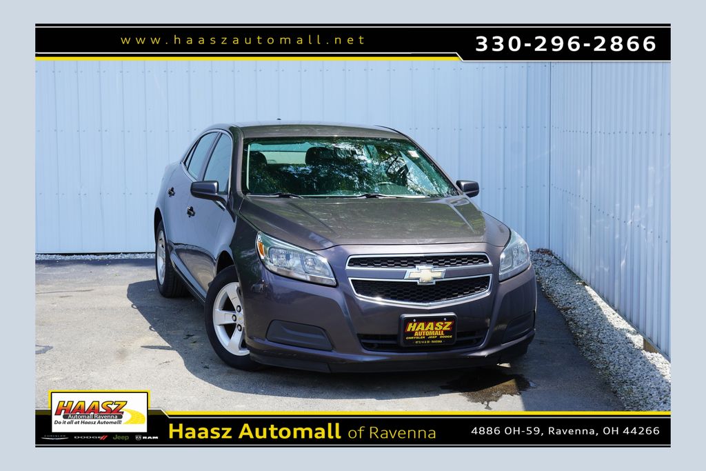 Taupe Gray Metallic 2013 Chevrolet Malibu Sedan Front-Wheel Drive 6-Speed Automatic Overdrive