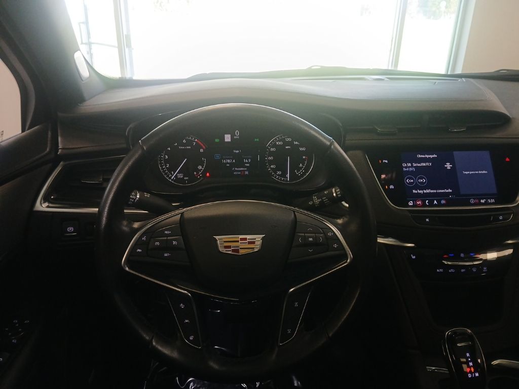 used 2023 Cadillac XT5 car, priced at $33,500